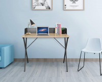 Schreibtisch aus Holz & Metall, Designer X-Gestell, eiche